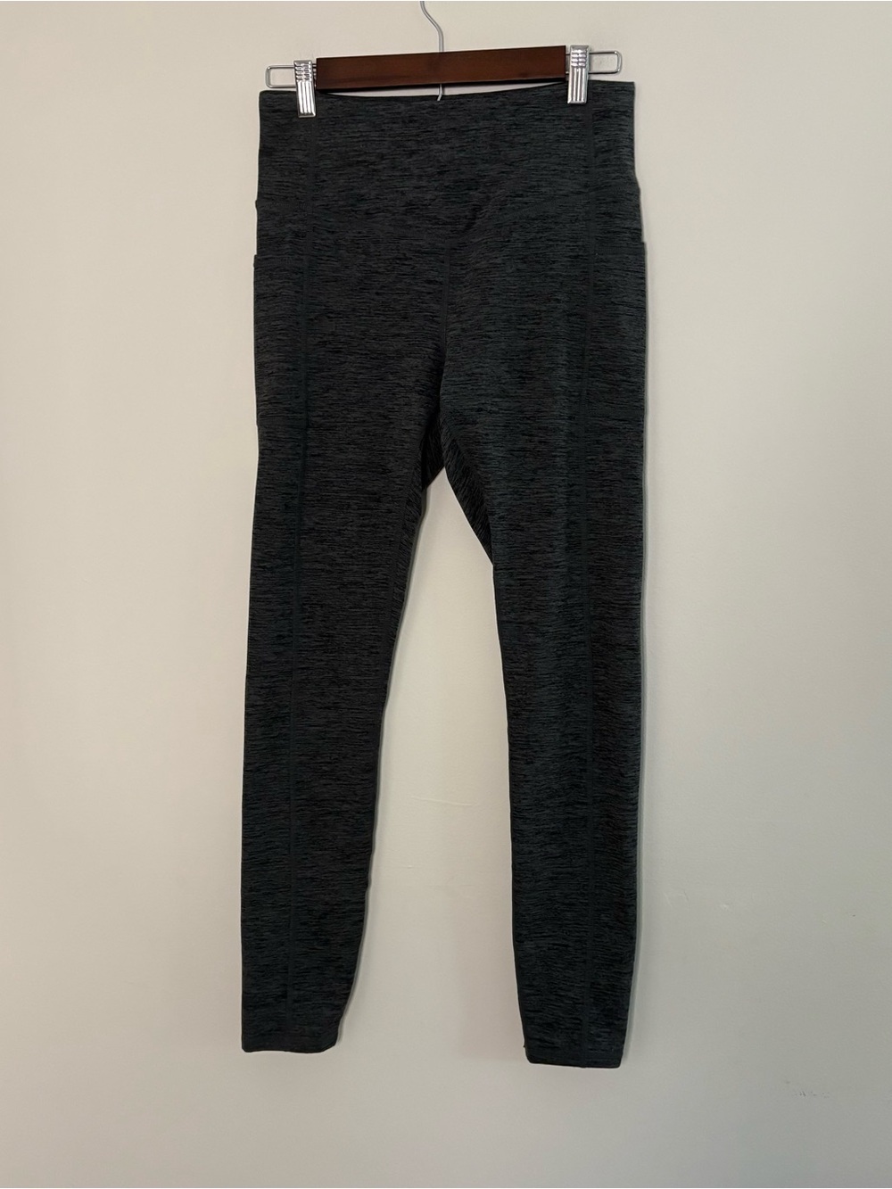 Gaiam Women’s Medium Grey Leggings Ankle Side Pockets Yoga Cozy Fall